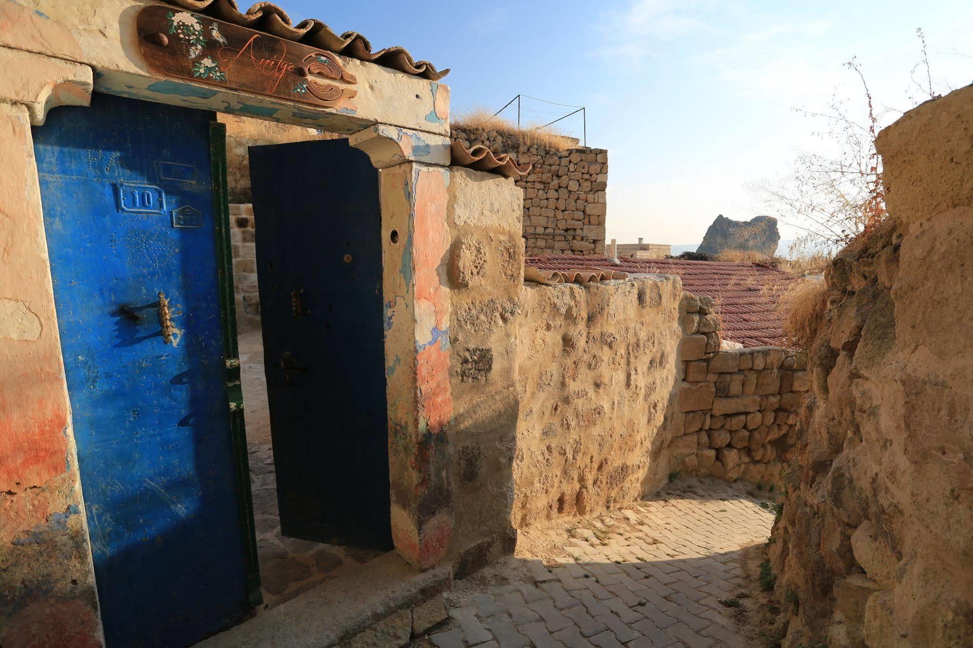 Anitya Cave House Apart Hotel Ortahisar Exteriör bild