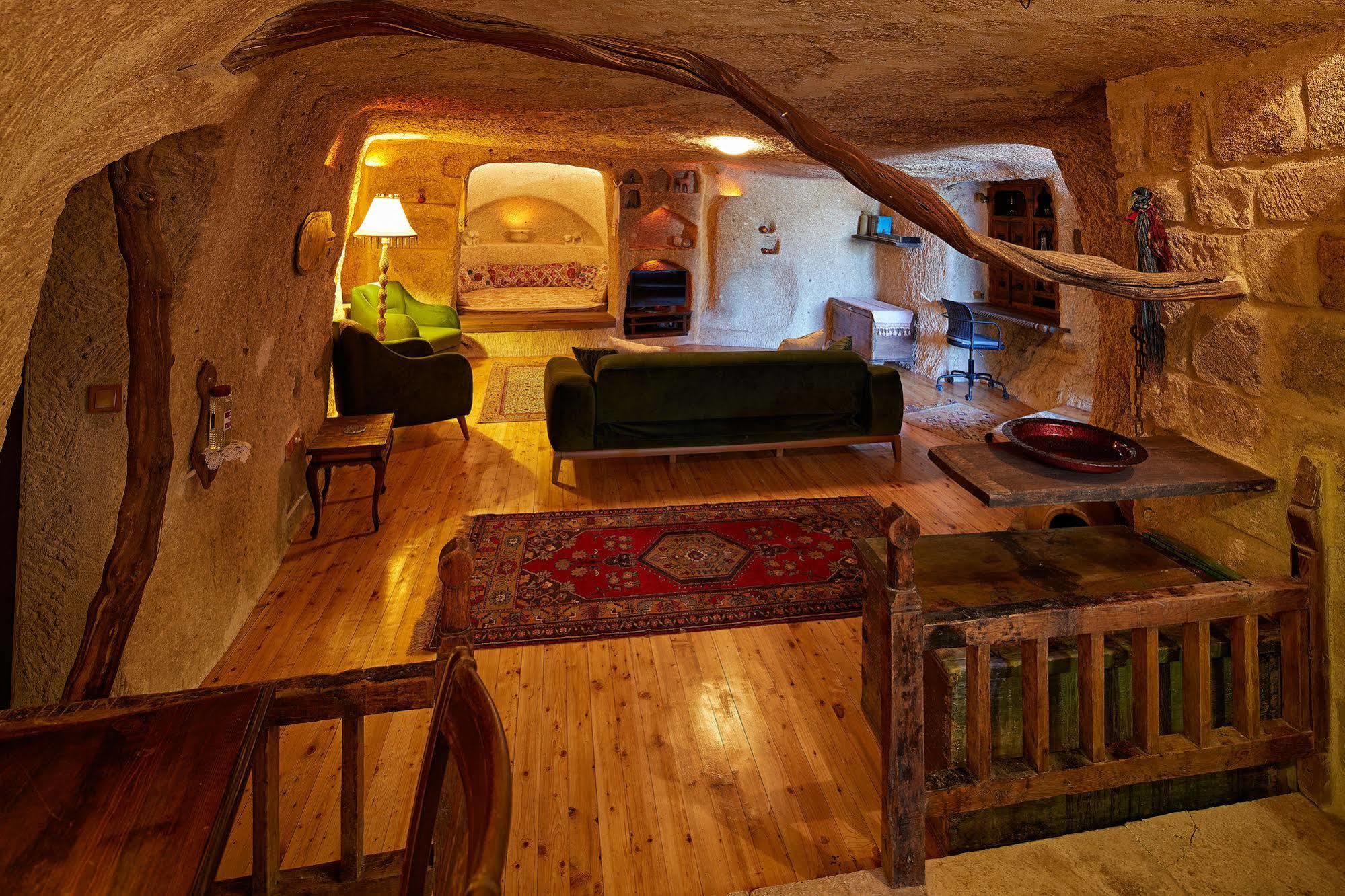 Anitya Cave House Apart Hotel Ortahisar Exteriör bild